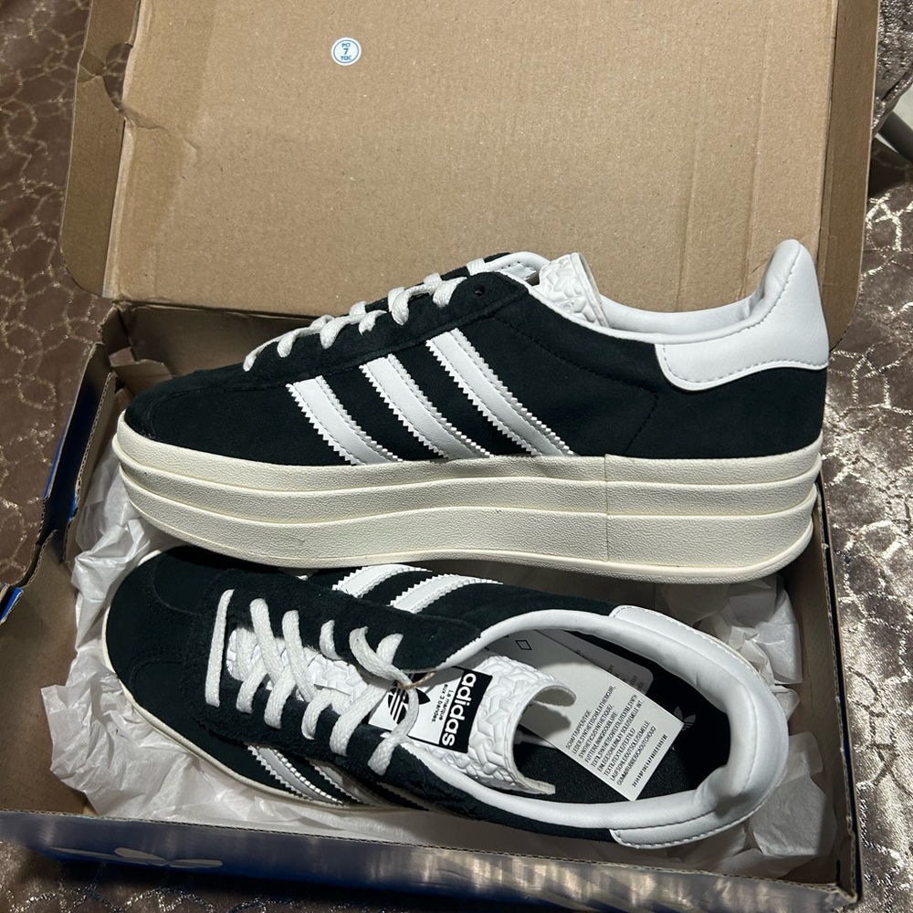 Brand new adidas gazelle Black and White Platform Sneakers 6.5